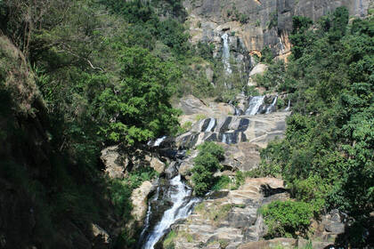 Wasserfall in den Bergen Sri Lankas