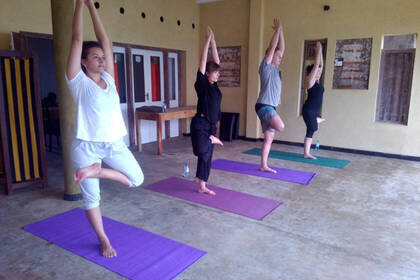 Wohltuenden Yoga-Sitzung gegen Stressbewältigung